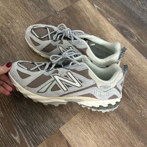 New Balance Gray and Cream Sneakers